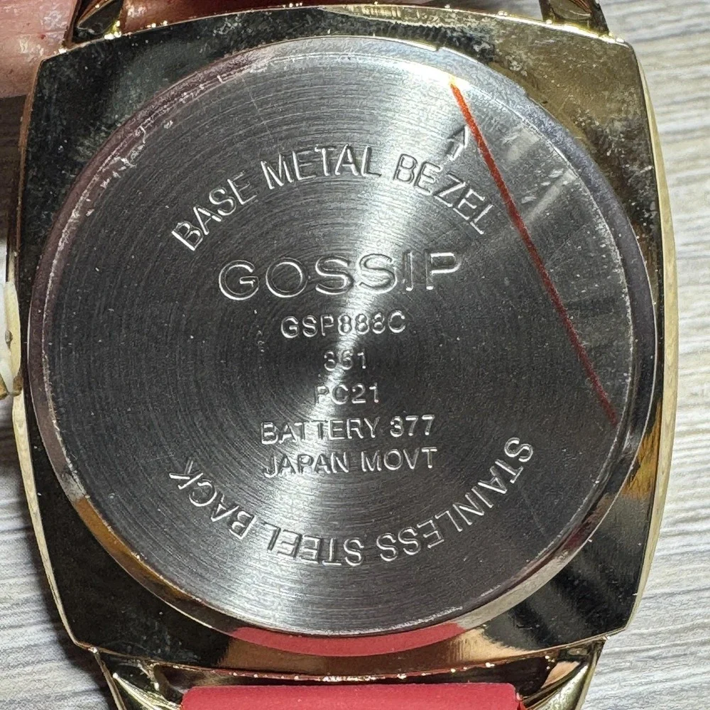 Gossip Watch Womens Red‎ Silicone Band Gold Tone Quartz Japan Movt GSP888C Box